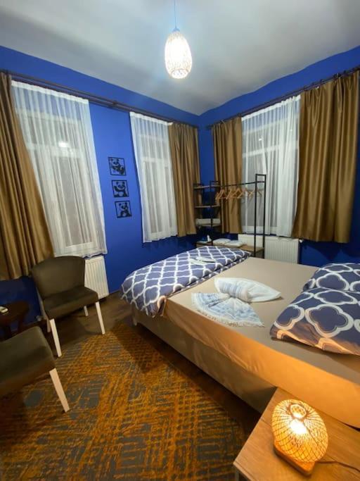 Taksim Pera House Apartment Istanbul Bagian luar foto